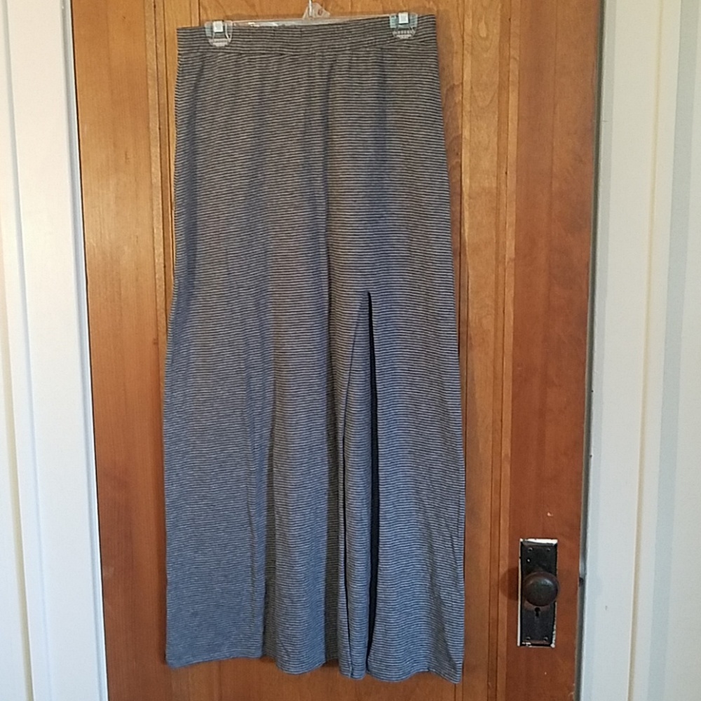 NWT American Eagle Outfitters maxi skirt, M